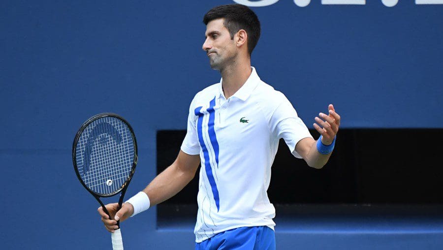 Austrália aceita suspender deportação da Djokovic