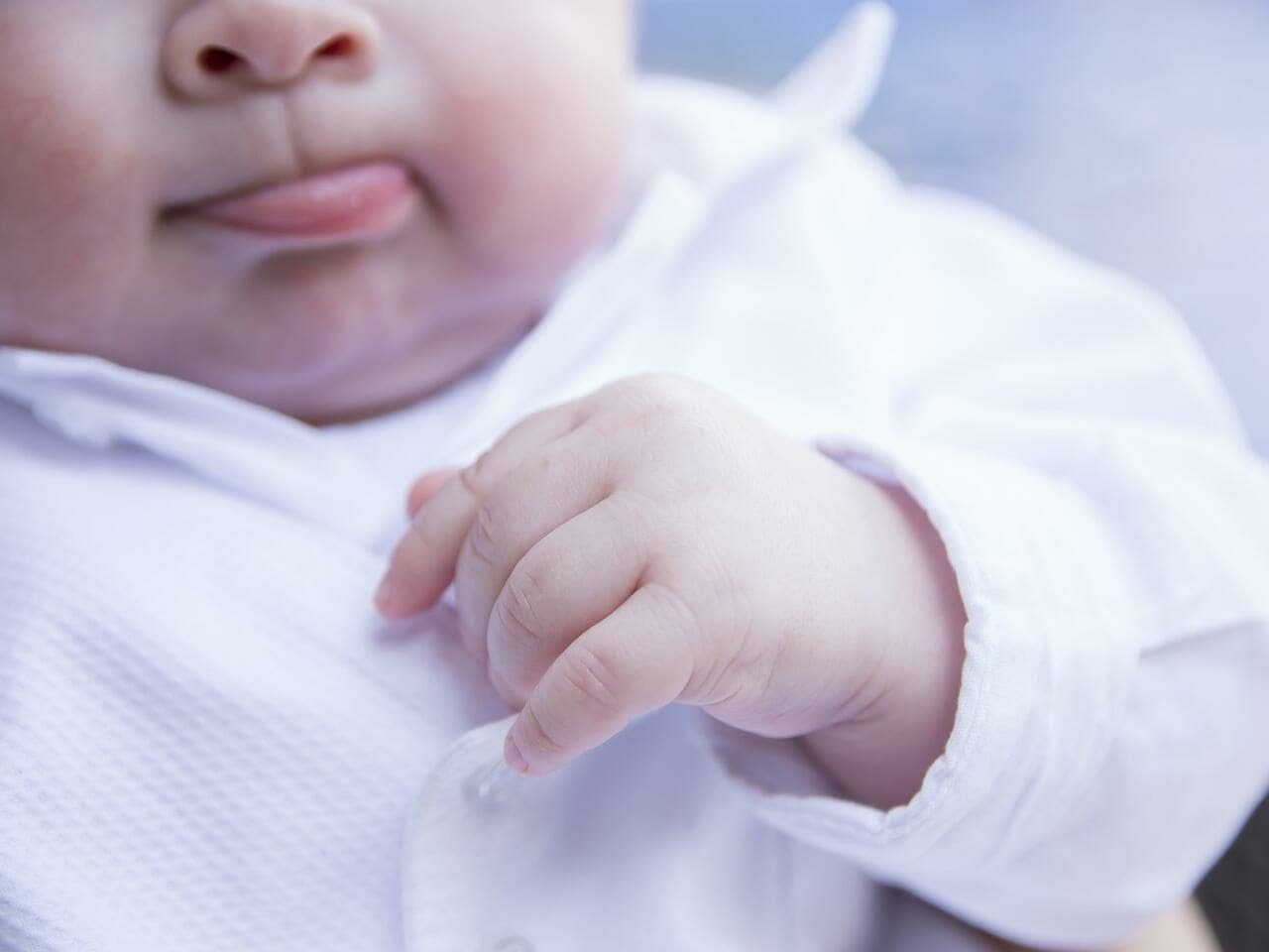 Bebé vacinada por engano contra covid-19