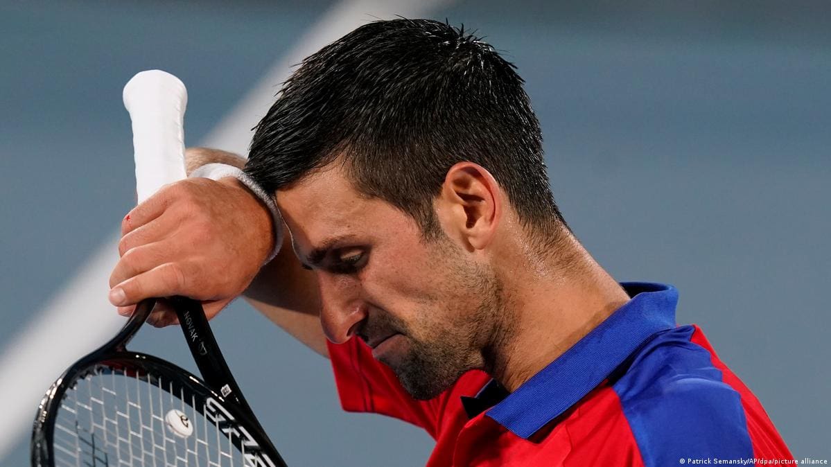 Governo da Austrália cancela visto de Djokovic