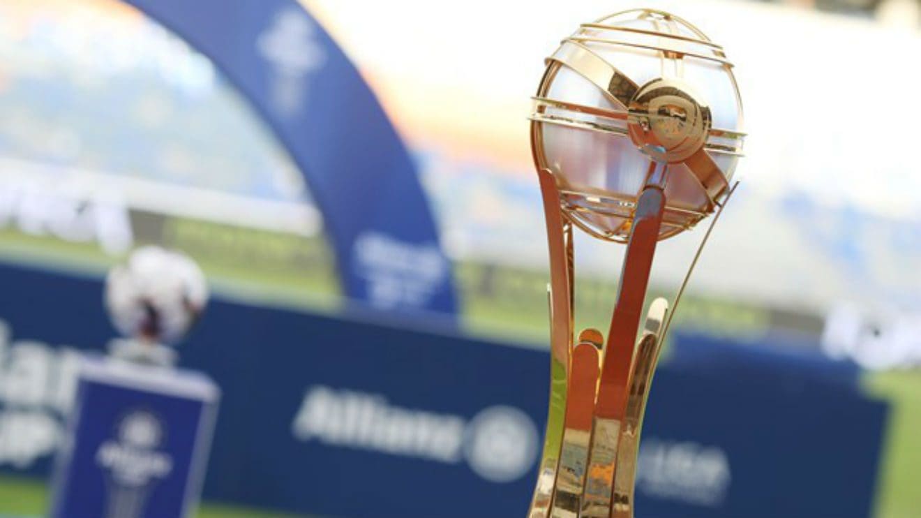 Taça da Liga: Benfica e Sporting discutem hoje o troféu