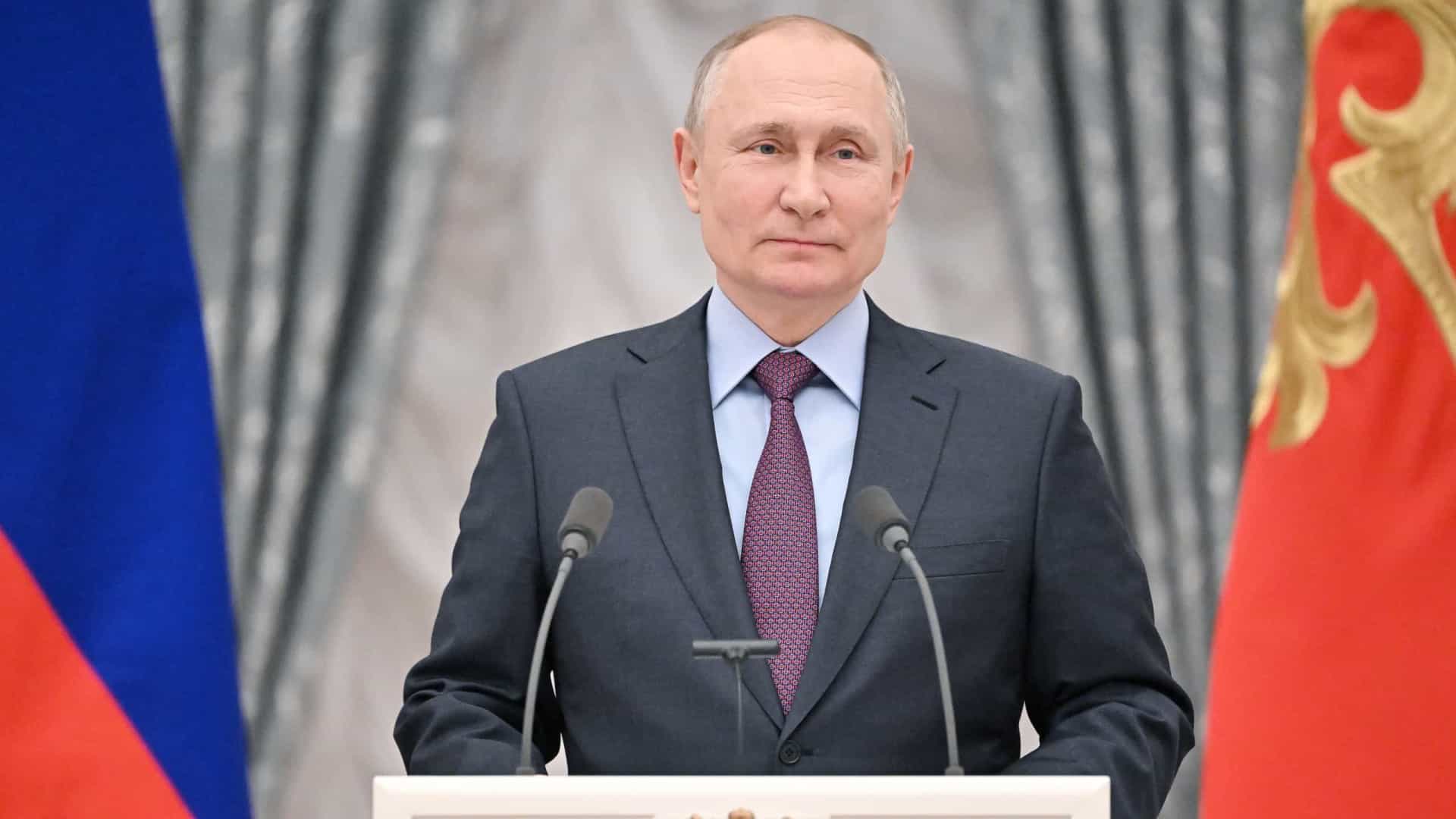 Vladimir Putin "aberto ao diálogo"