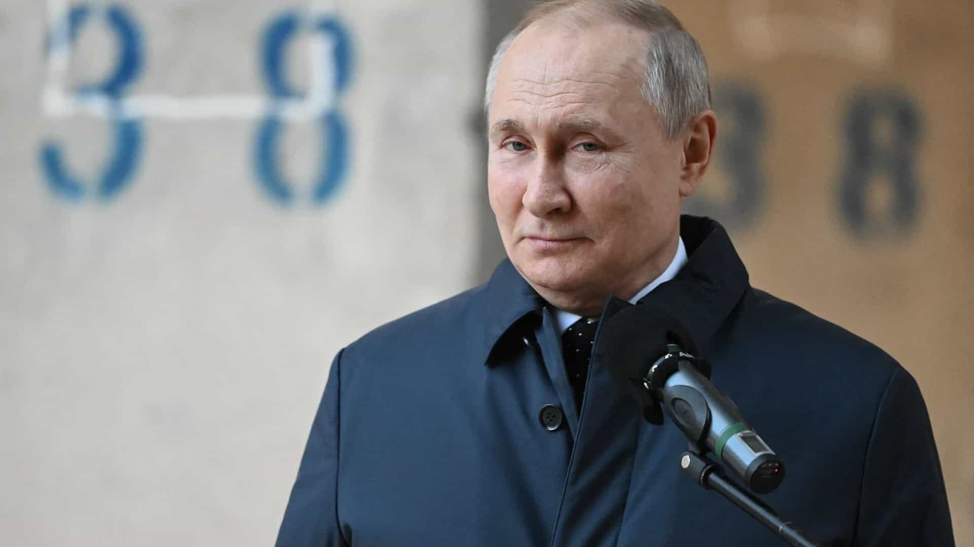 Putin "não tem intenção" de atacar centrais nucleares