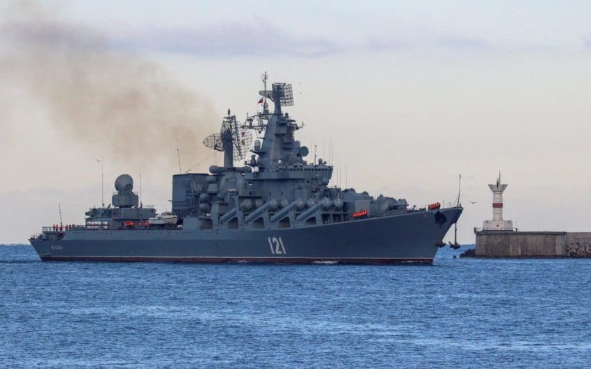 Dois navios-patrulha russos destruídos no Mar Negro