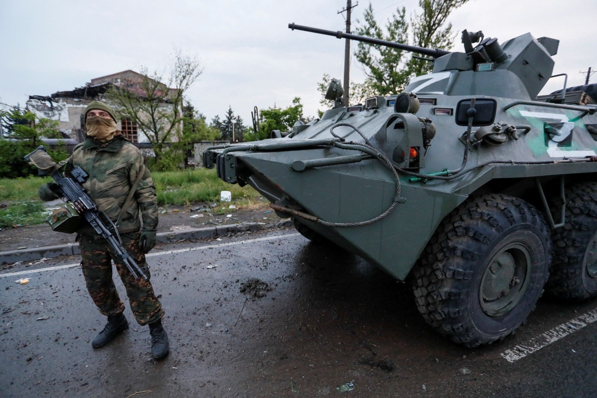 Guerra na Ucrânia: 48 soldados russos esperam julgamento
