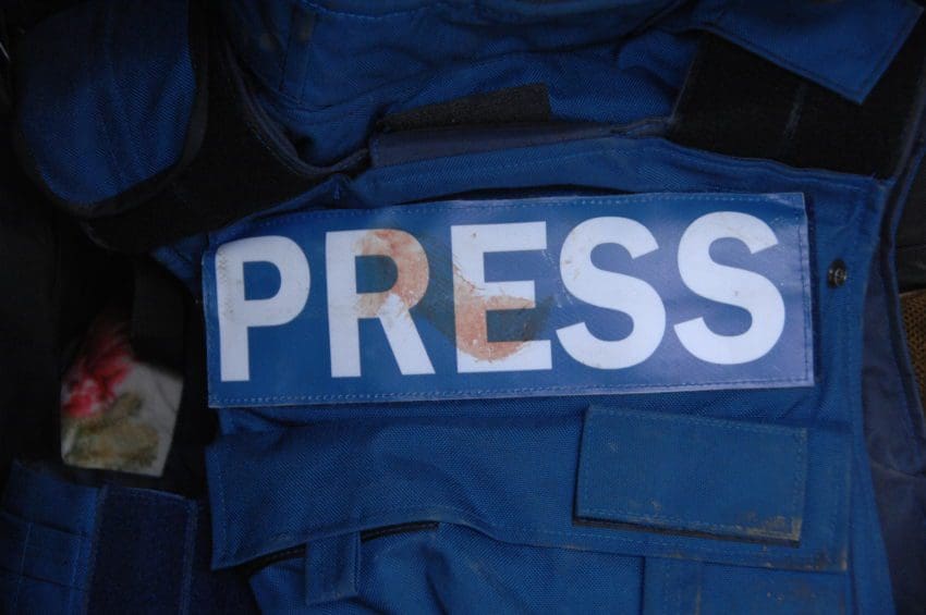 Justiça francesa abre investigação por crimes de guerra após morte de jornalista na Ucrânia