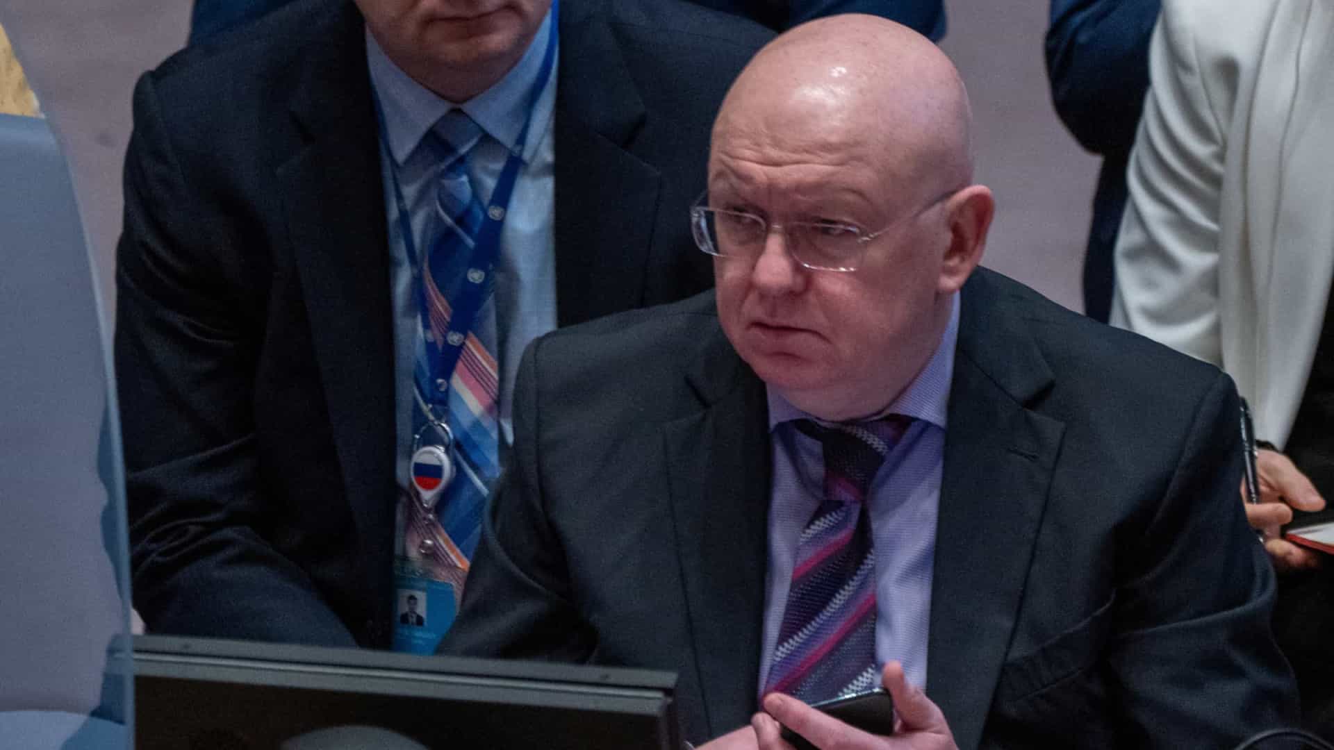 Diplomata russo sai de reunião da ONU