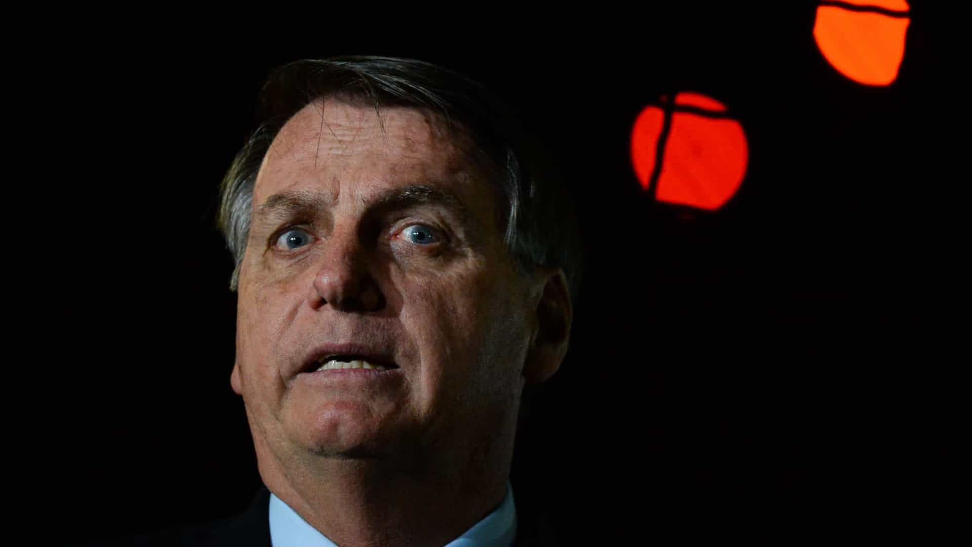 Bolsonaro diz que aceitará eventual derrota