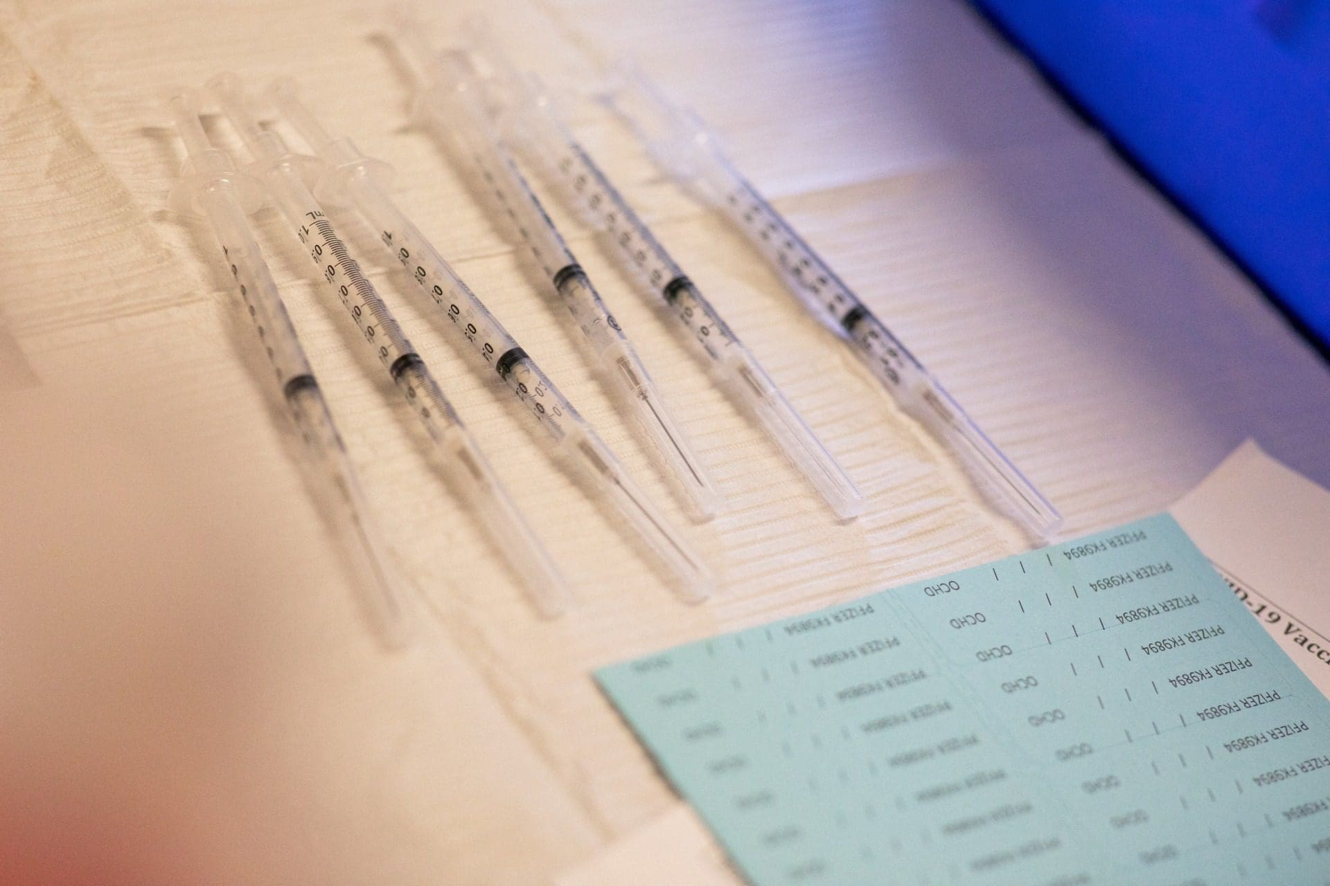 Vacinação sazonal contra covid-19 e gripe iniciou-se hoje