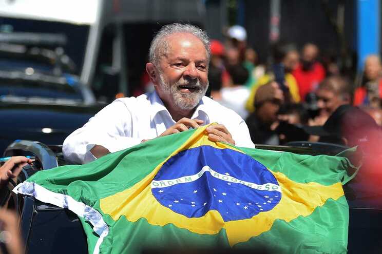 Lula da Silva eleito presidente do Brasil