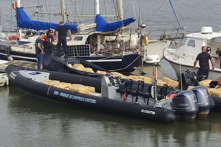 Barco de patrulhamento da GNR furtado