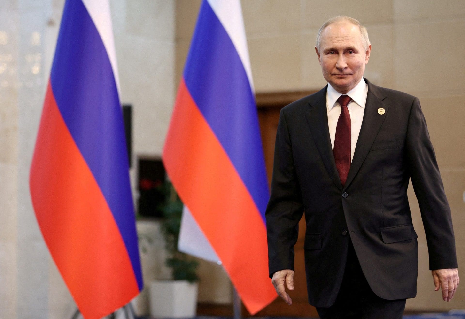 Putin diz não saber se poderá confiar num eventual acordo de paz com Kiev