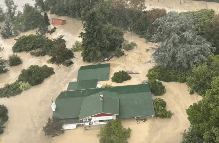 Passagem do ciclone Gabrielle na Nova Zelândia faz pelo menos quatro mortos