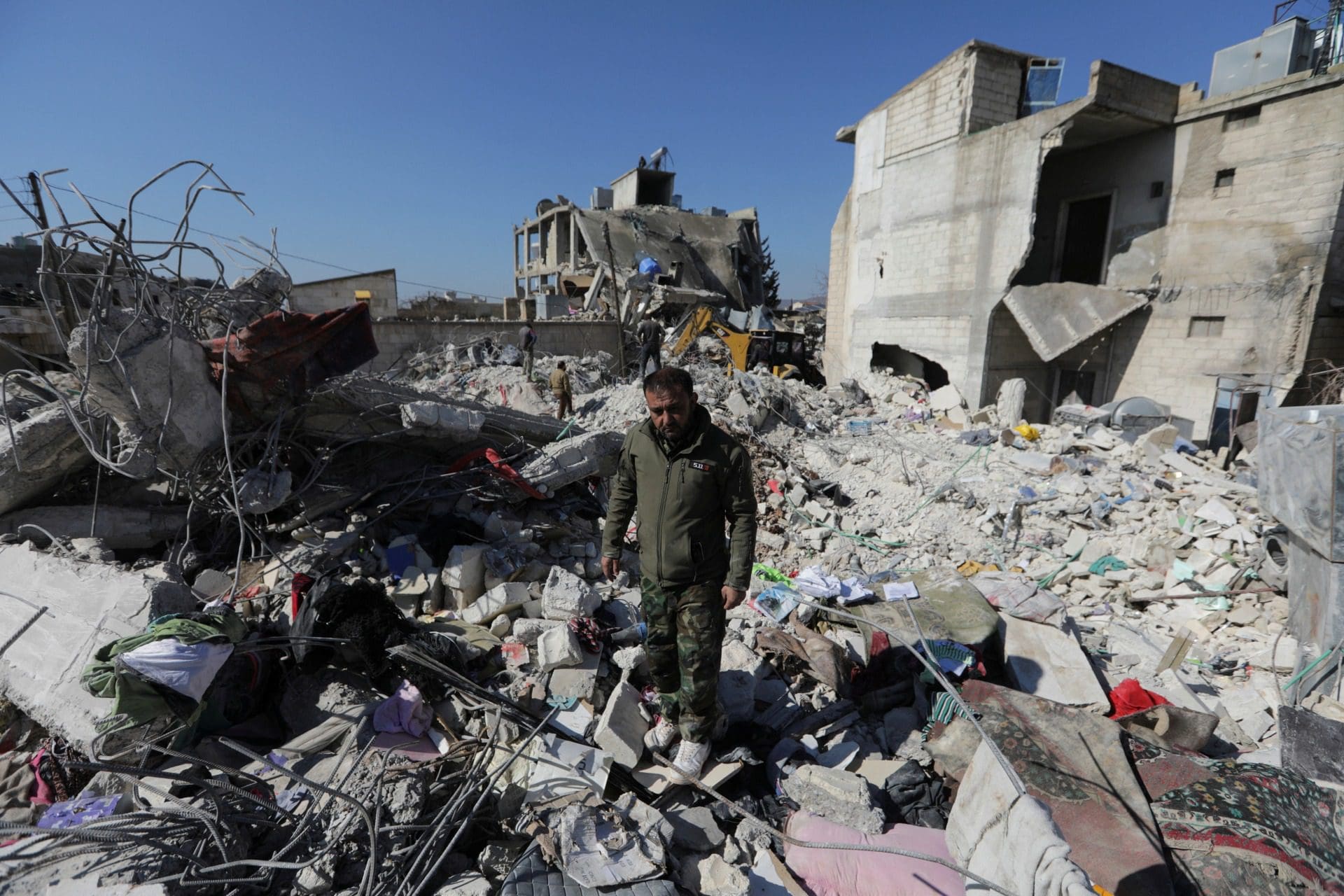 Síria autoriza entrega de ajuda em zonas controladas por rebeldes e atingidas pelos sismos
