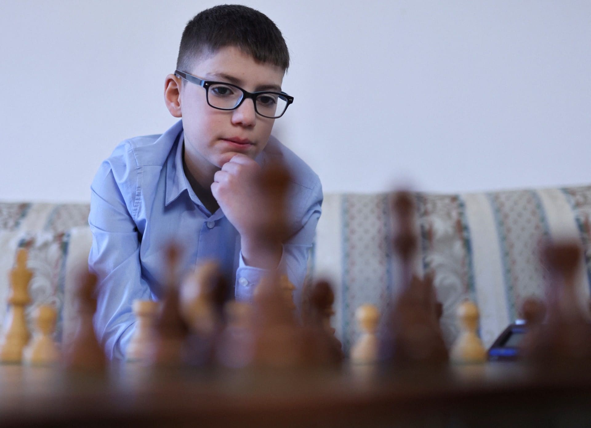 alemanha refugiado sirio é o jogador mais novo de sempre na equipa nacional de xadrez_1