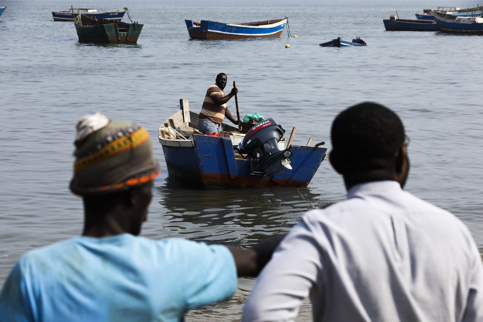 Pescadores em Angola obrigados a ficar em terra 