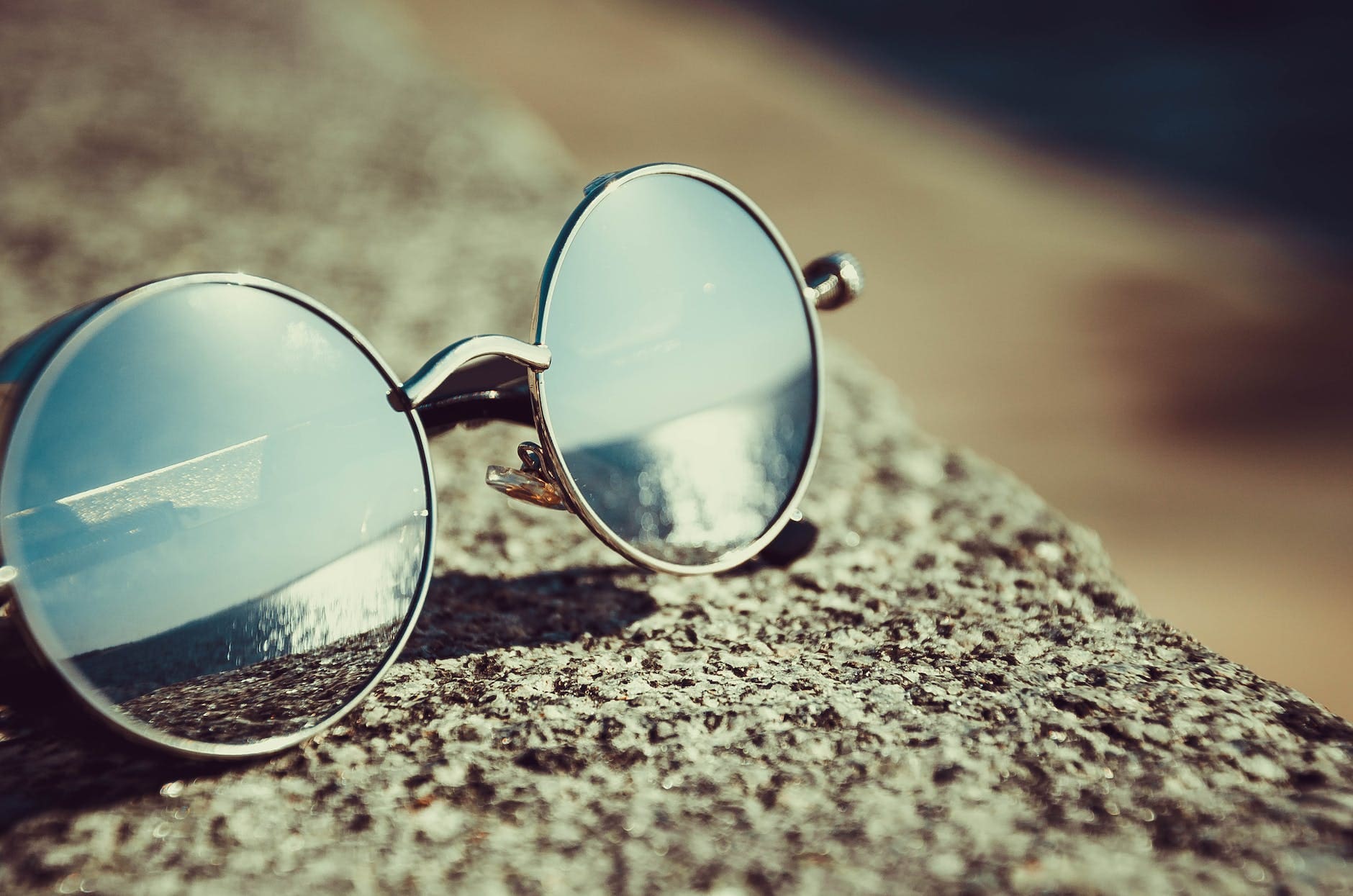 Como aumentar a longevidade dos óculos de sol?