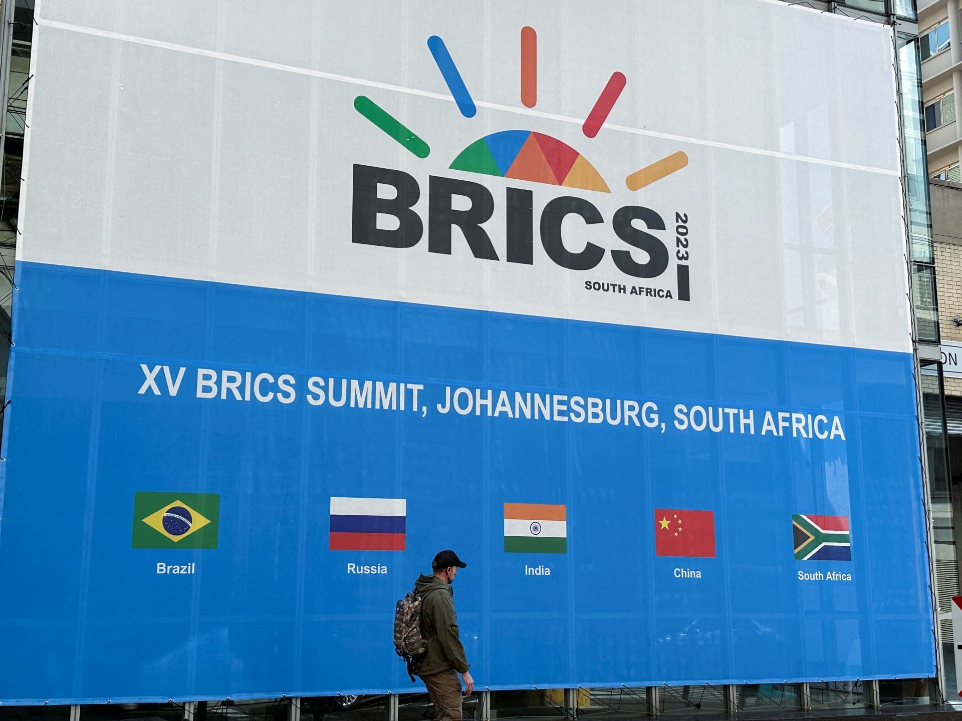China e Irão cooperantes antes da cimeira dos BRICS