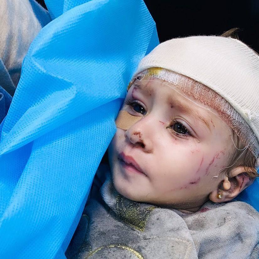 Bebé portuguesa que sobreviveu a ataques em Gaza pode ter alta hoje