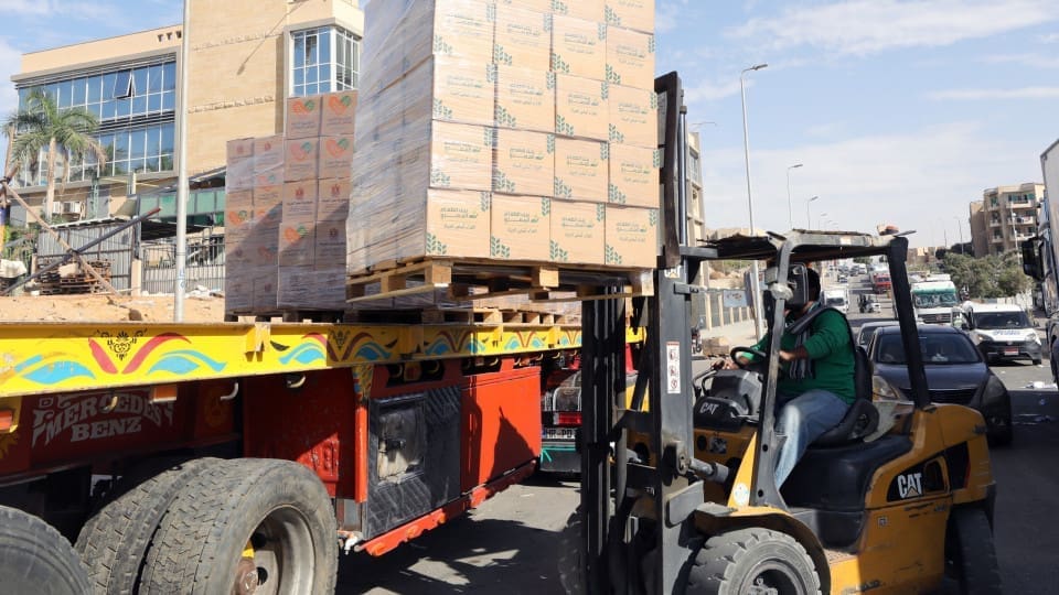 Primeiros camiões de ajuda humanitária em Gaza após início de trégua