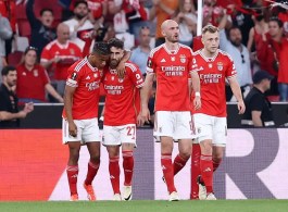 Benfica Vence E Adianta Se Na Liga Europa 2