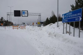 finlandia prolonga indefinidamente fecho de fronteira com a russia